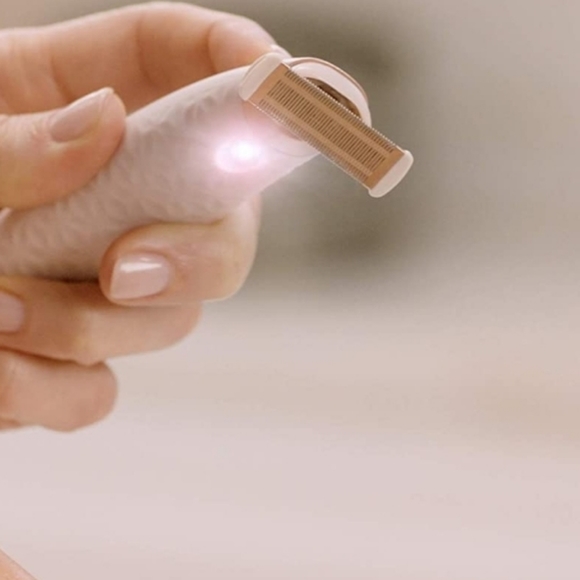 Flawless Nu Razor™ Hair Remover - Picture 9 of 13